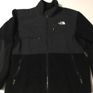 Men’s Northface jacket size medium